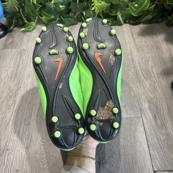 Nike Hypervenom Phelon FG Soccer Cleats Green Low Top Size 7 US (599730-303) - Picture 7 of 9